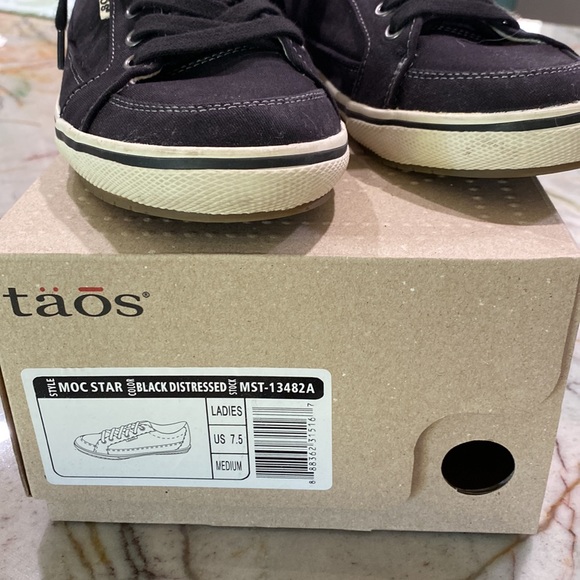 Taos women’s Moc Star sneakers - Picture 2 of 9